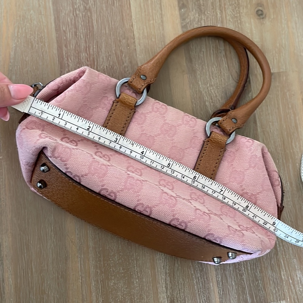 GUCCI VINTAGE MINI PURSE - Picture 5 of 7
